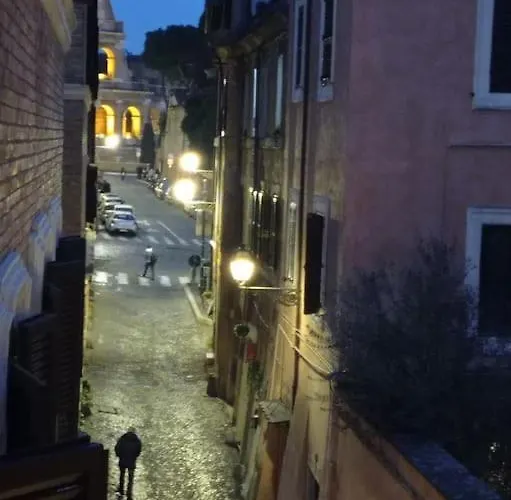 Apartment Loft Colosseo, In Center Rom